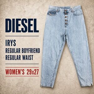 Diesel Irys‎ Light Wash Regular Boyfriend Jeans Button Fly Women 29x27